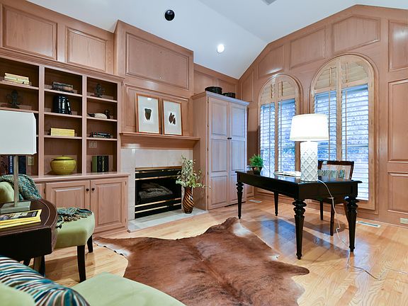 3rd image of 4218 Waterford Dr