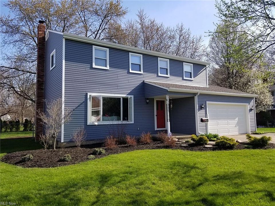 1st image of 24694 Arlington Ln