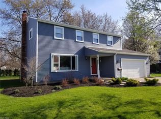 24694 Arlington Ln, North Olmsted, OH 44070