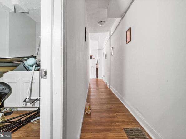 baltimore-maryland-131261142 picture