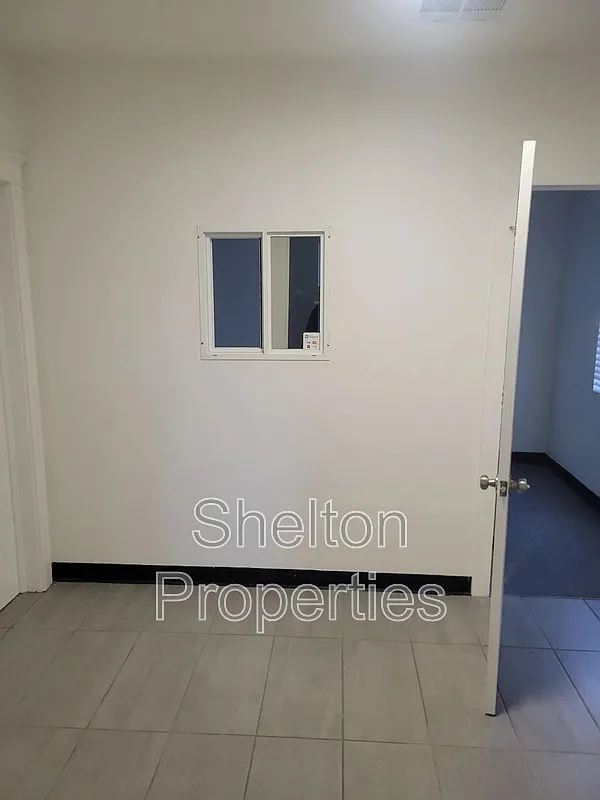5 bed, 3.0 bath, 3000 sqft, $3,500 — Photo 3