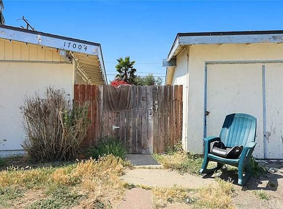 4th image of 17004 E Holton St