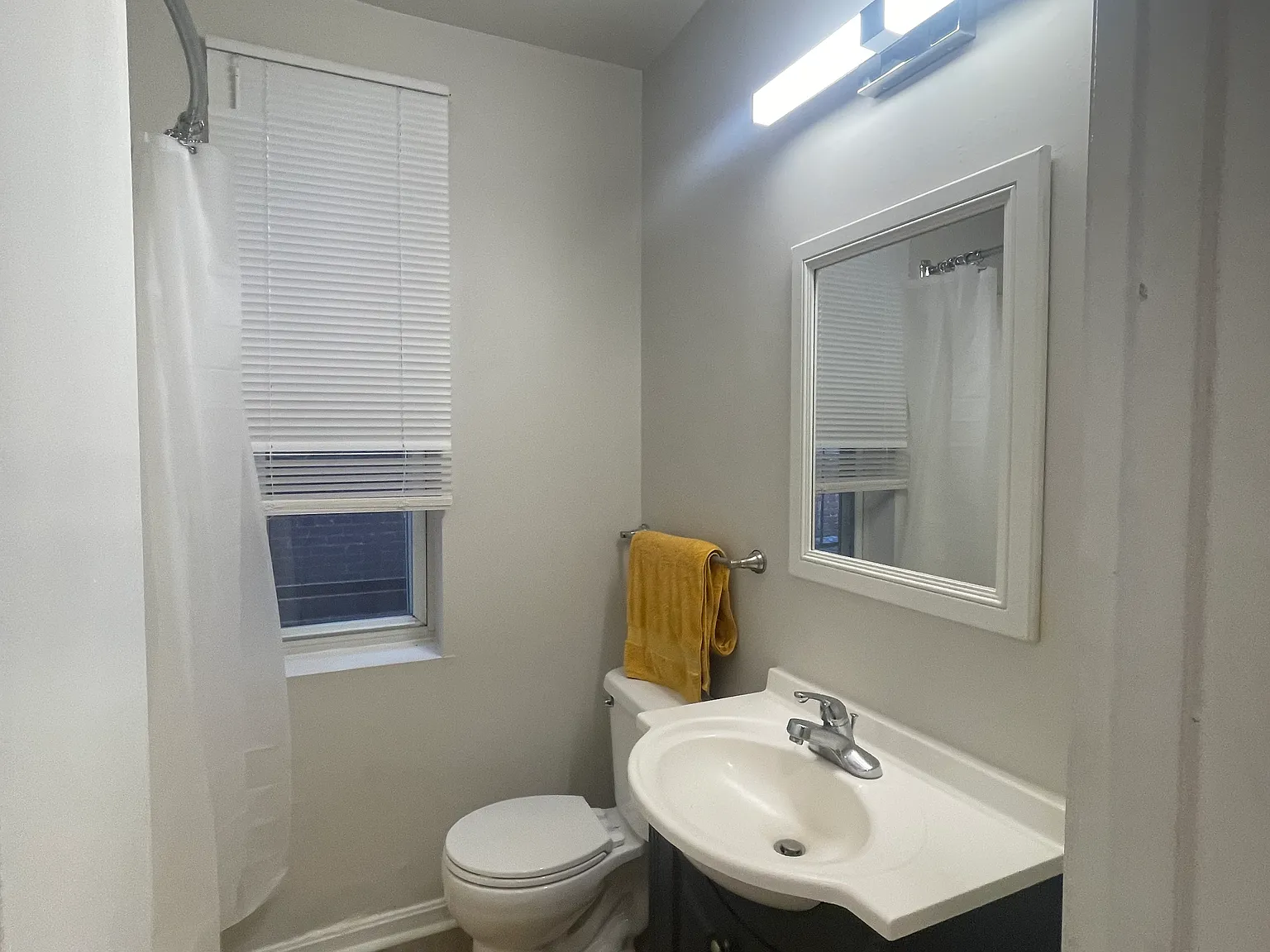 224 W Monument St — Photo 3