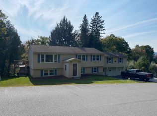 70 Cherrywood Dr, Barre, VT 05641