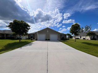 1924 SW 15th Pl, Cape Coral, FL 33991