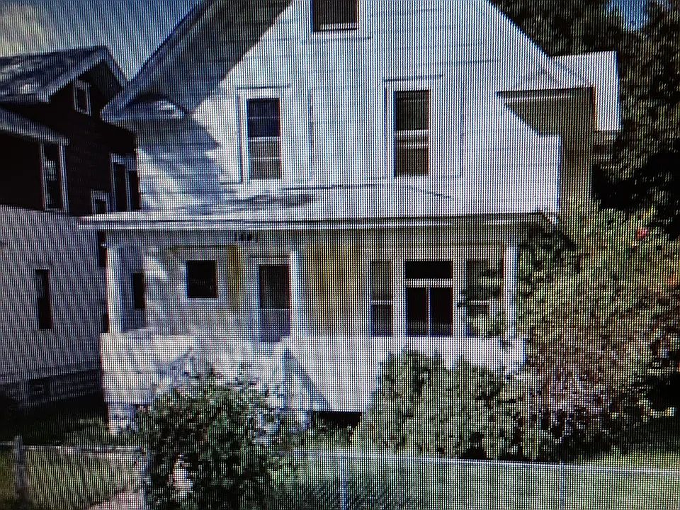 1st image of 1441 Van Buren Ave