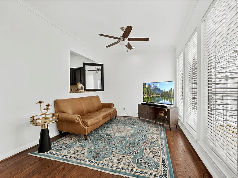 6311 Westcott St — Photo 11