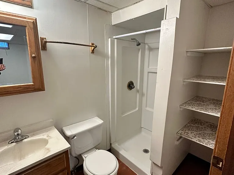 2321 W Sumner St — Photo 11