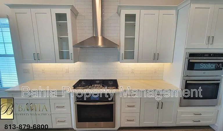 1074 Seagrape Dr — Photo 12