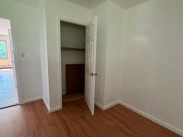 622 Hylan Blvd #2 — Photo 4