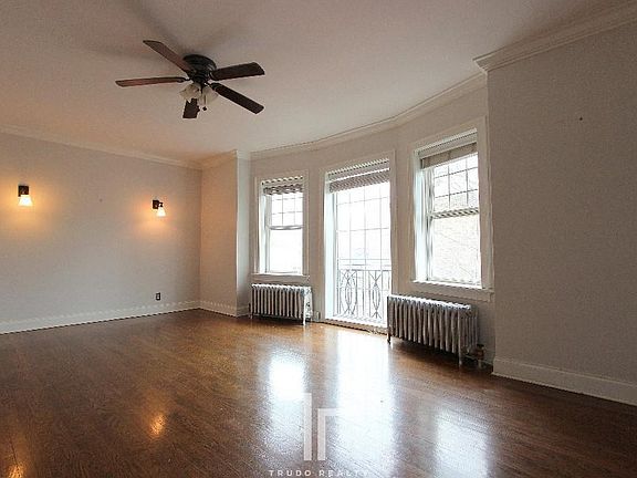 4th image of 4838 N Paulina St