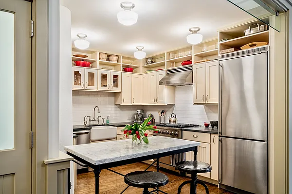 Rented by Compass | media 5