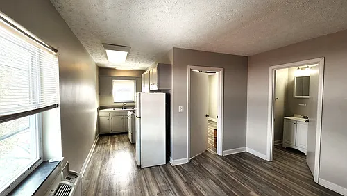 1429 Hepburn Ave #6 Photo 1