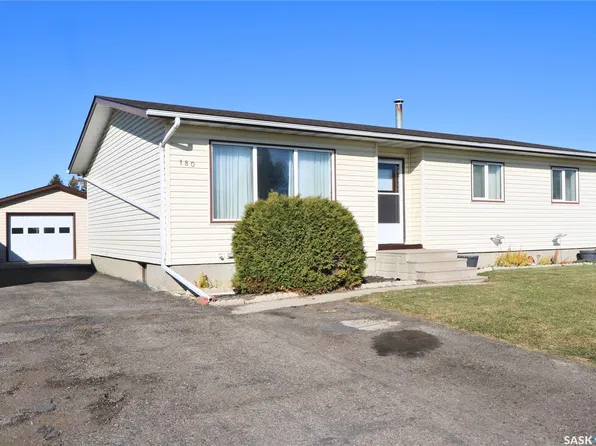 180 McBurney Drive, Yorkton, SK S3N 3M4