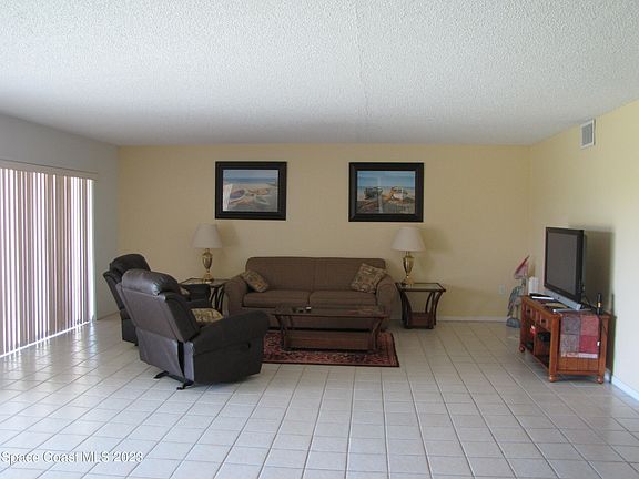 4th image of 3060 N Atlantic Ave APT 103