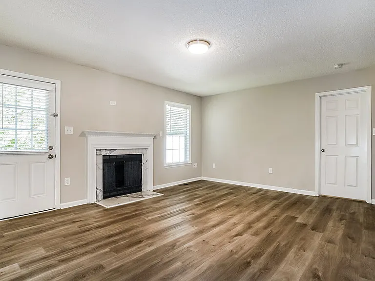 412 Birdsong Way — Photo 3
