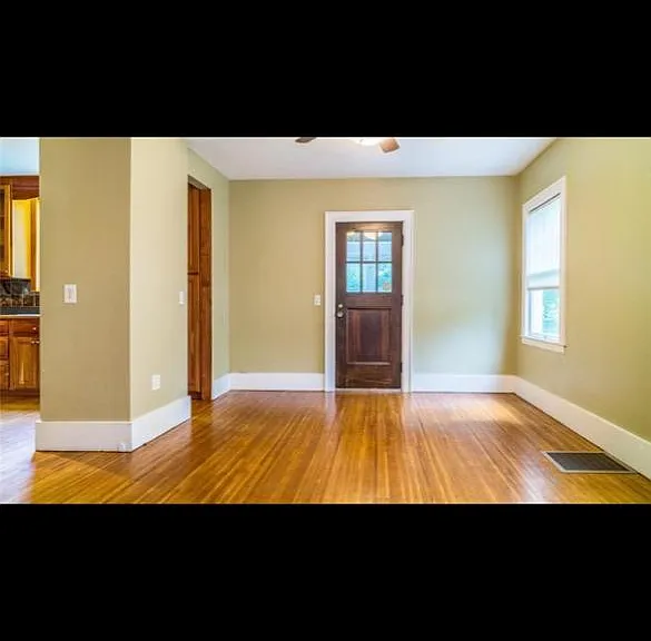 3 Furman Cres — Photo 5