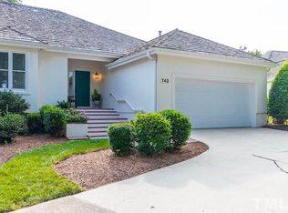 742 Crabtree Crossing Pkwy, Cary, NC 27513