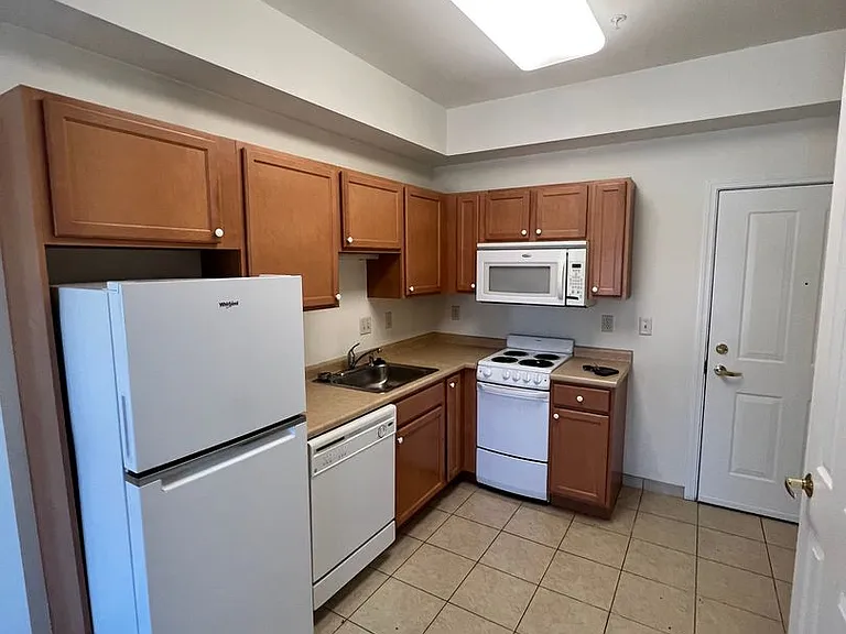 388 Shelburne Road — Photo 4
