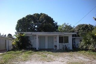 1st image of 1540 NE 33rd St