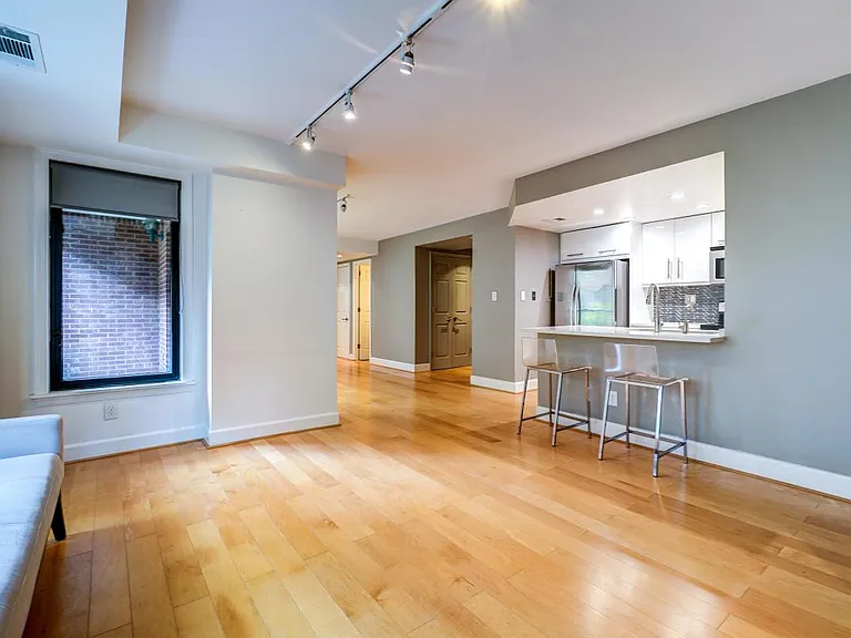 1080 Wisconsin Ave NW #2019 — Photo 13