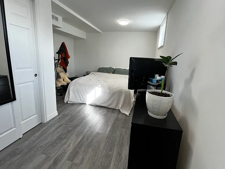 5 Janet St — Photo 8
