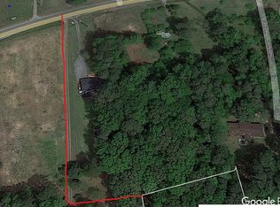 Greys Point Rd, Topping, VA 23169