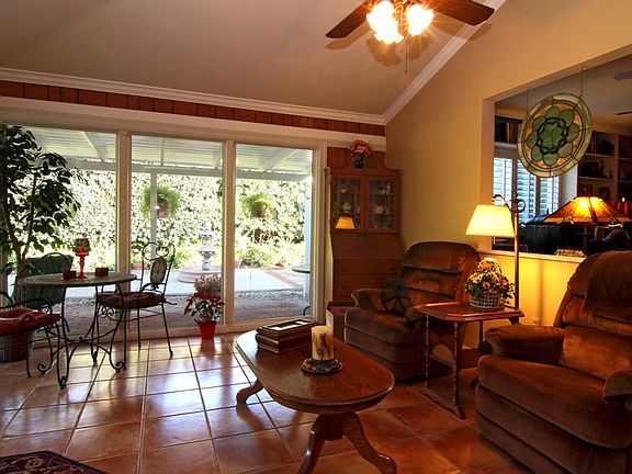 4th image of 1604 Lynoak Dr