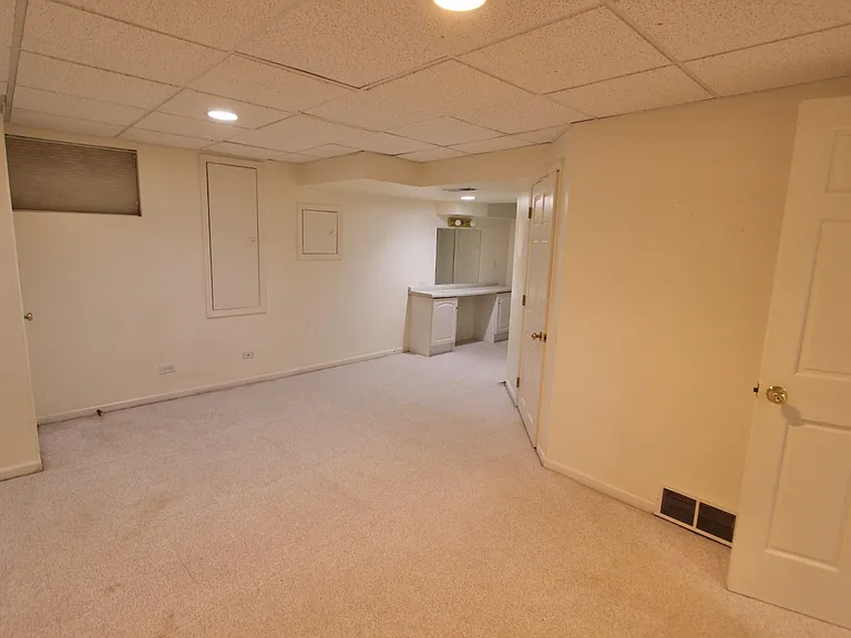 7635 Bittersweet Dr — Photo 25