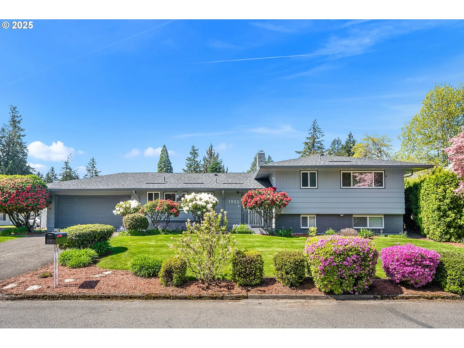 1935 SE 142nd Ave photo 1