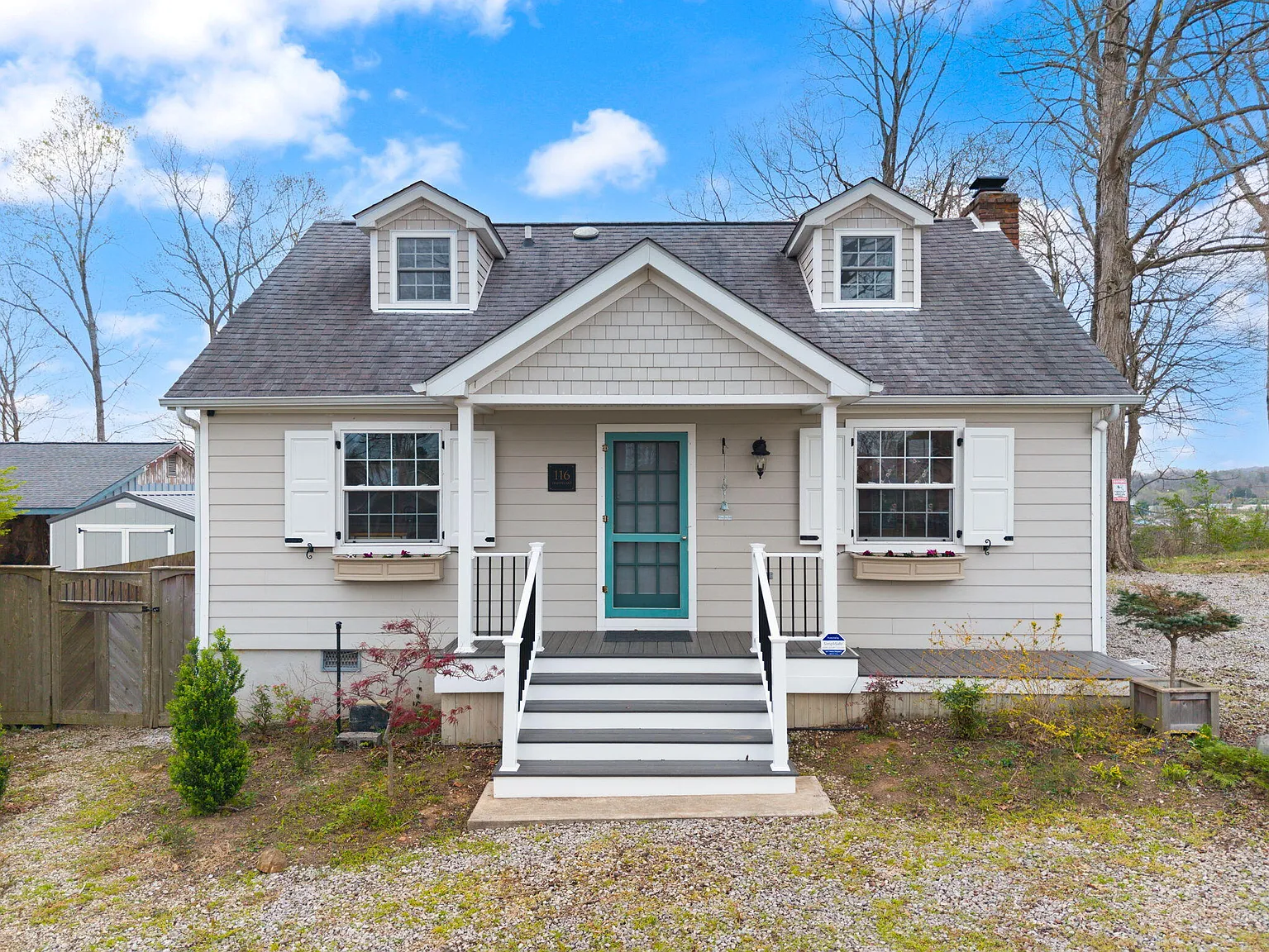 116 Timberlake Dr photo 1