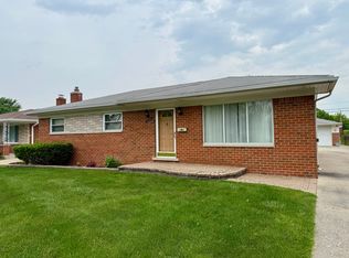 31536 Regal Dr, Warren, MI 48088