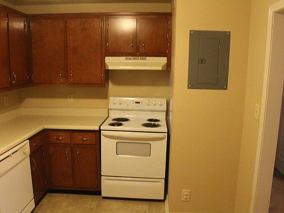 5th image of 2824 Cobalt Dr APT G