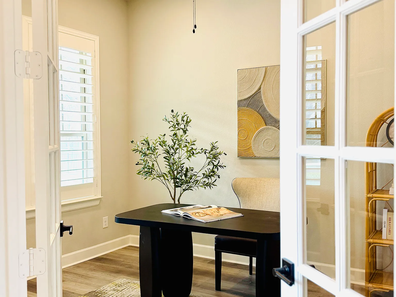 3 bed, 2.5 bath, 2871 sqft, $4,000 — Photo 4