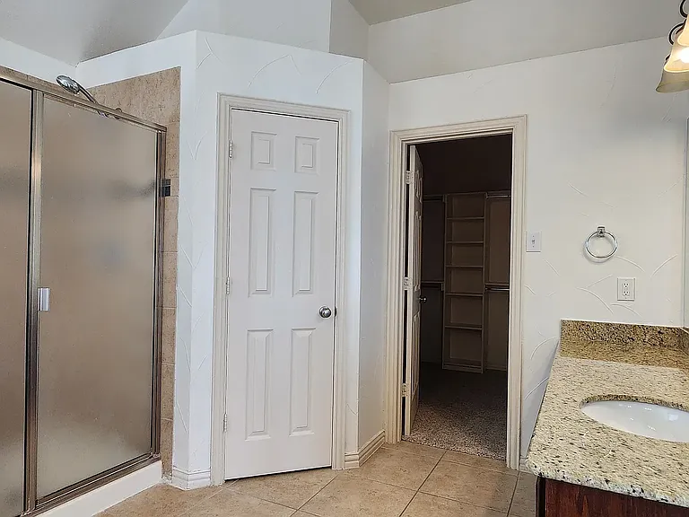 5604 Belton Ln — Photo 26