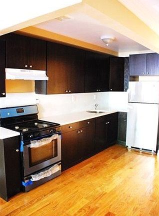 5th image of 1312 Franklin Ave #A