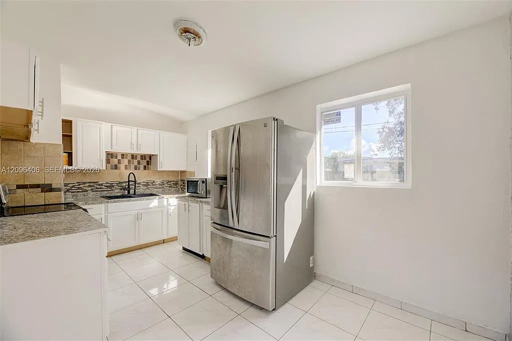3510 SW 39th St, West Park, Florida 33023 — Photo 1