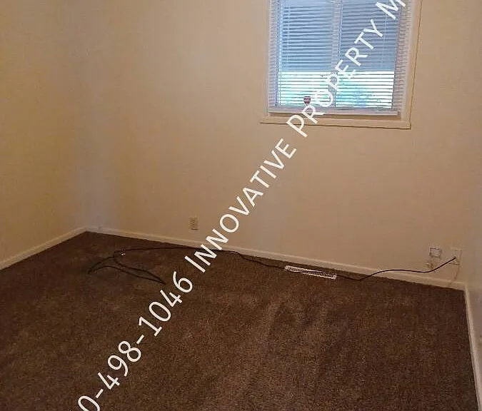 2829 Plainfield Ave — Photo 16