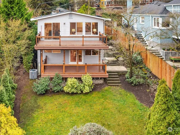 1238 NE 97th Street, Seattle, WA 98115