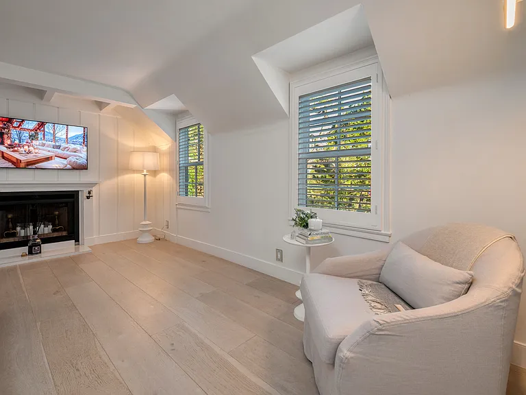 3100 Coldwater Canyon Ave — Photo 73