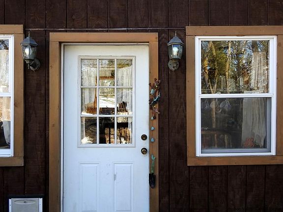 3rd image of 40 Clearwater Ln
