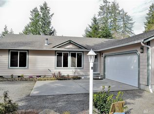 8025 Treasure River Trl SW, Olympia, WA 98512