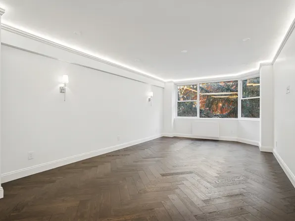 116 East 66th Street image 1 of 9