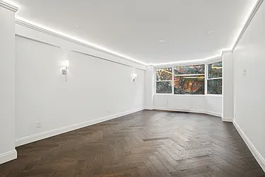 116 East 66th Street, #3E