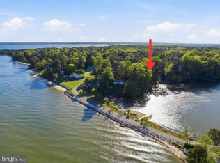544 Lake Dr, Lusby, MD 20657
