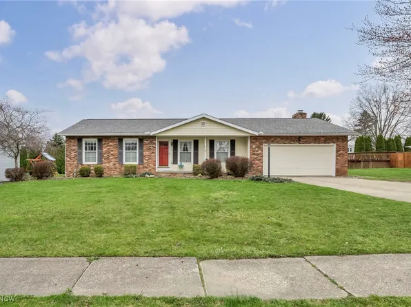 814 Penn Wood Dr, Tallmadge, OH 44278