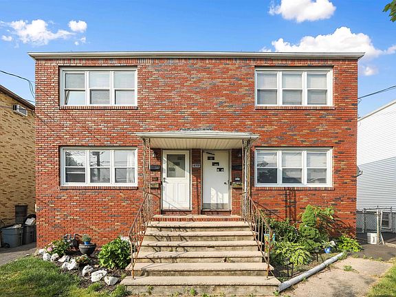 2nd image of 419 New York Ave #2L