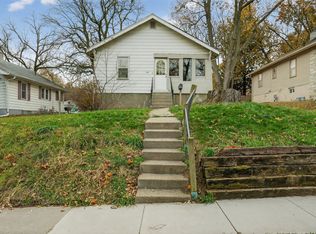 1617 33rd St, Des Moines, IA 50311