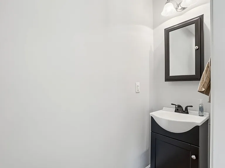 1906 Treefrog Ct — Photo 17