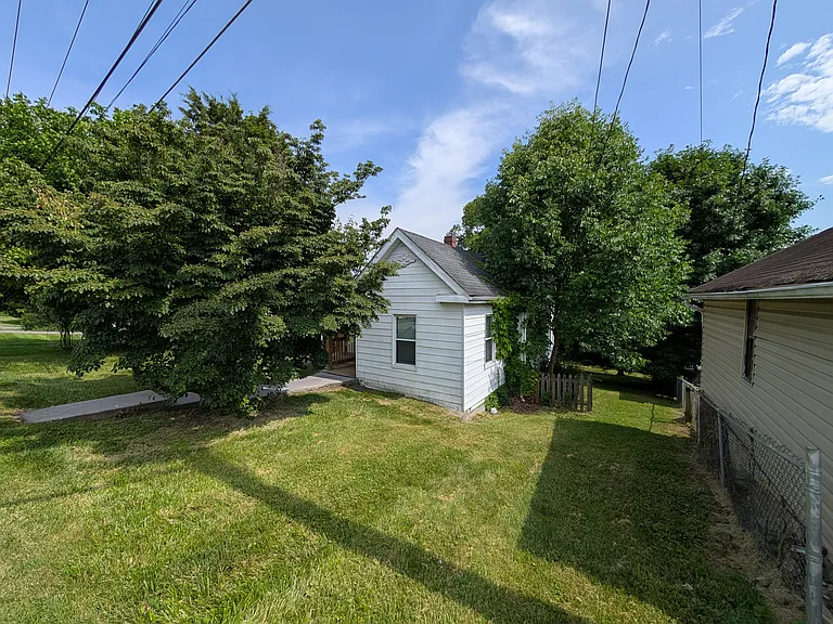 247 W Banner St — Photo 21